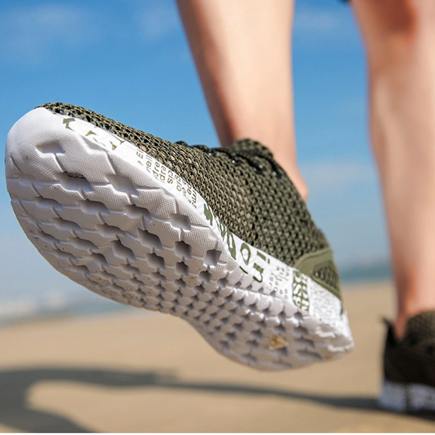 (image for) Men's Breathable Mesh Running Shoes Summer Sport Sneakers Casual Walking Wading Shoes For Outdoor Sport Cycling Shoes